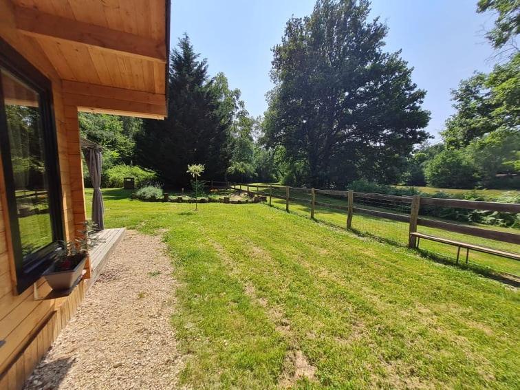 Chalet Olivier Flere-la-Riviere Екстер'єр фото